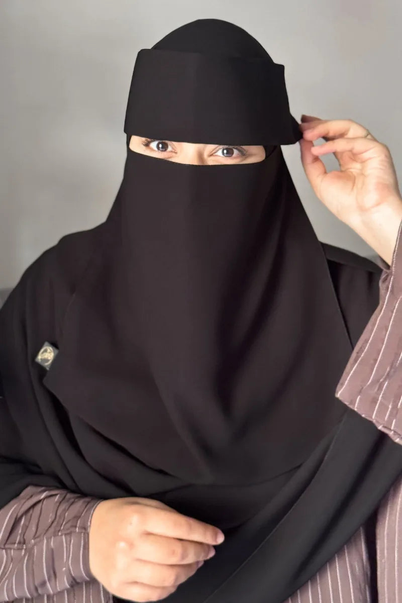 طقم فاطم (نقاب + طرحة)