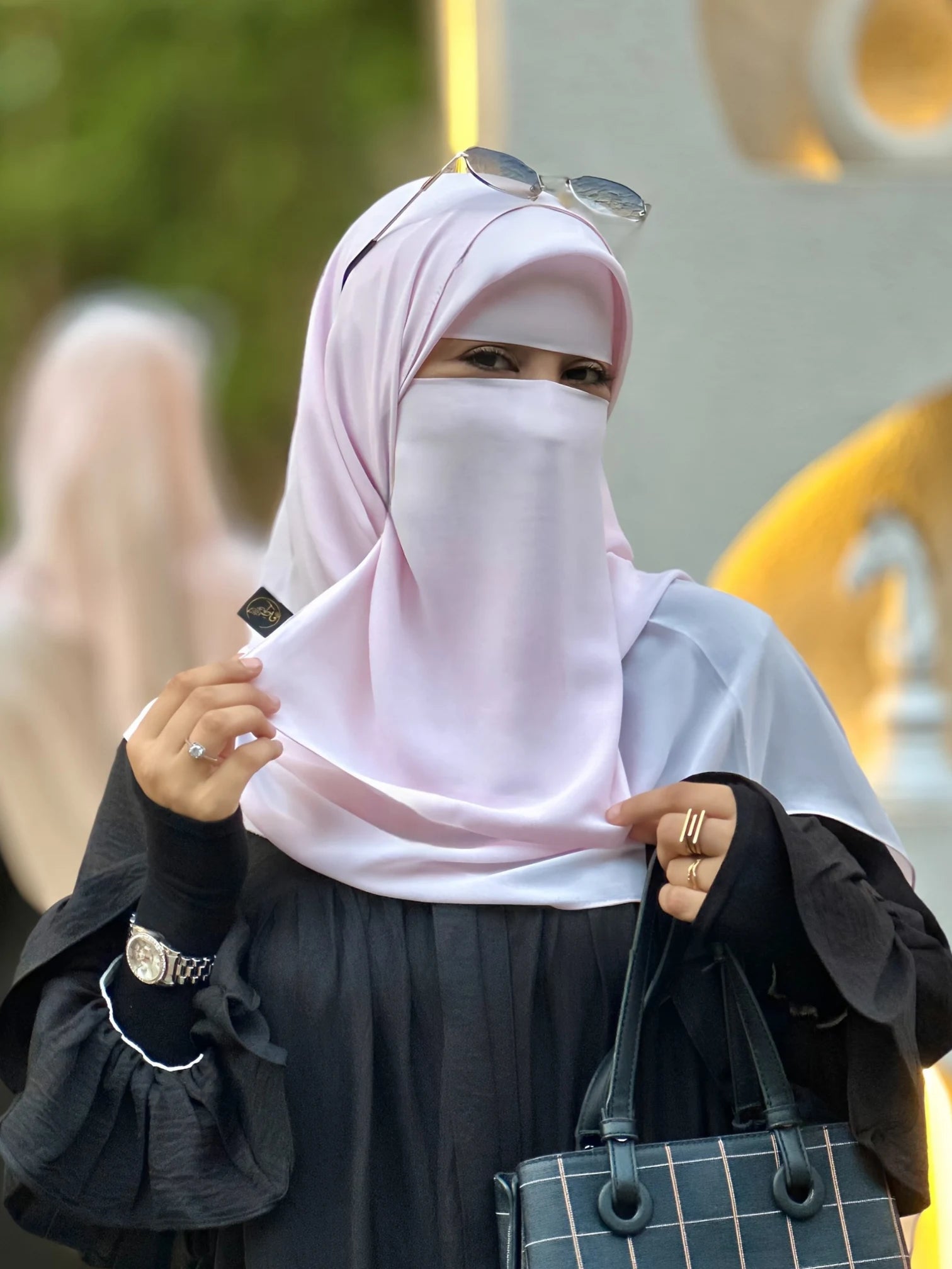 طقم نقاب ٤ قطع الوان