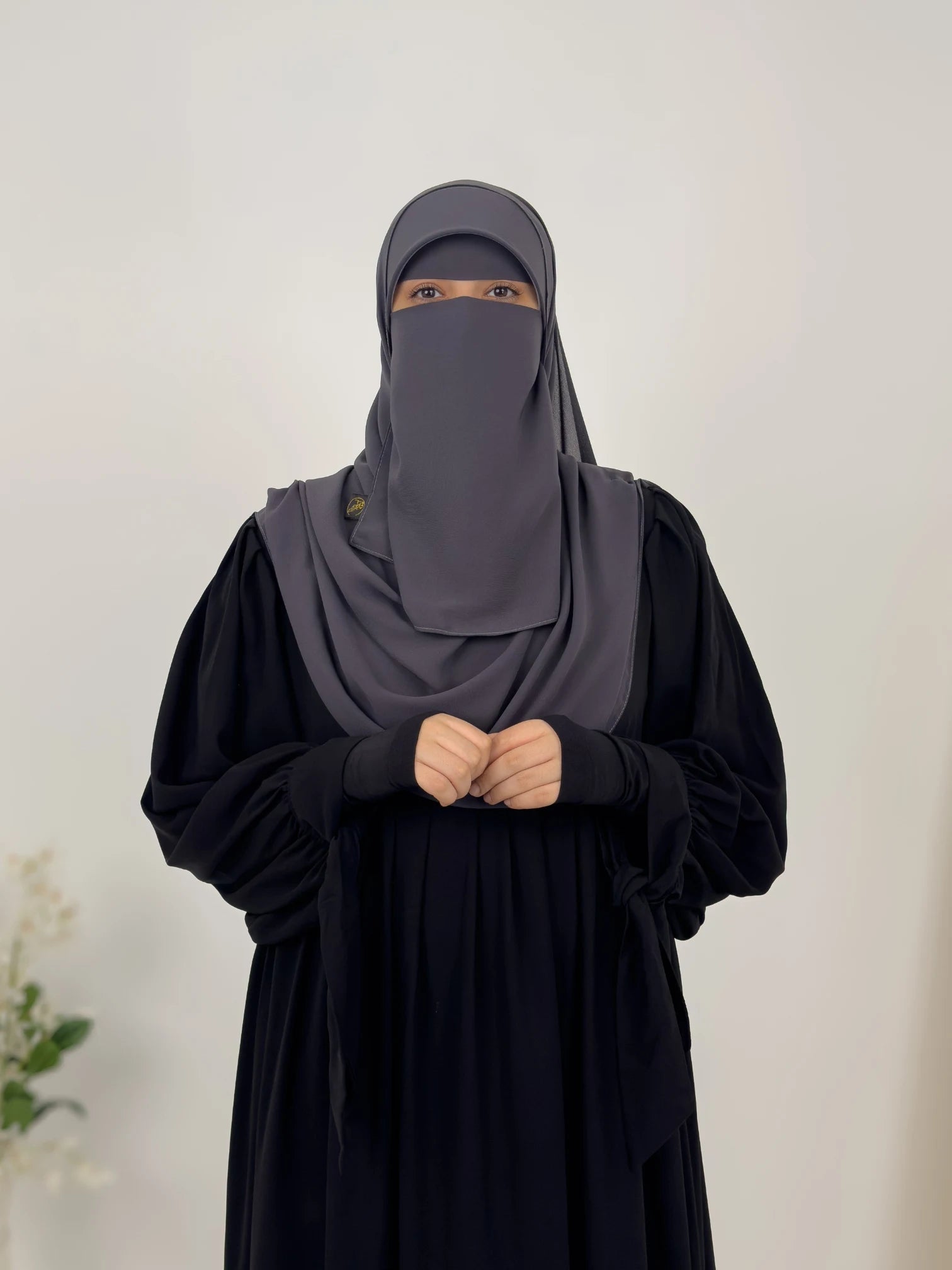 طقم نقاب ٤ قطع الوان